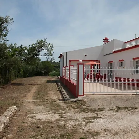 Semesterbostad Moradia Perto Dos Palmares