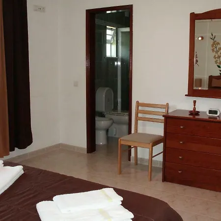 Ferienhaus Moradia Perto Dos Palmares *