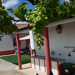 Dom wakacyjny Moradia Perto Dos Palmares Lagos