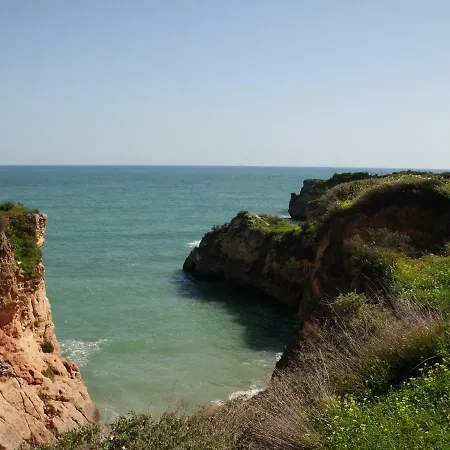 Дом отдыха Moradia Perto Dos Palmares *